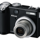 Image for article titled Nikon Intros Coolpix P5000 Has DSLR Brains, Point and Shoot Sensor